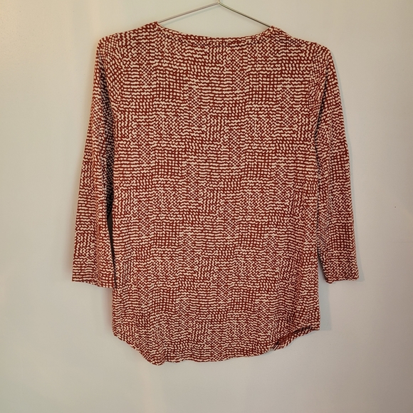 Lucky Brand | 3/4 Sleeve Red/White Top - Picture 2 of 4